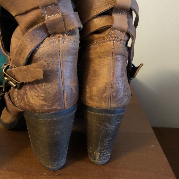 Steve Madden Boots - Picture 2 of 5